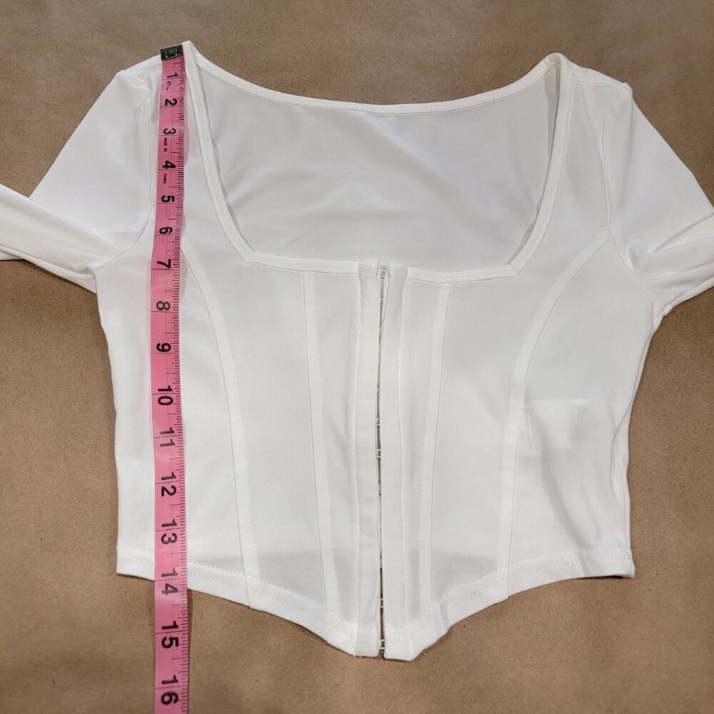 SHEIN Size XS White Asymmetrical Hem Hook and Eye Closure Crop Top, EUC - Picture 9 of 11